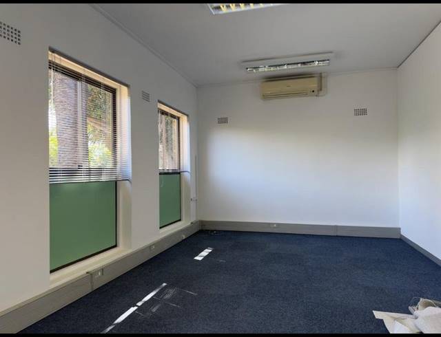 BUSINESS PROPERTY TO RENT IN CLAREMONT